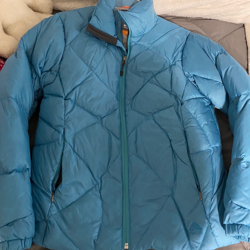 NIKE ACG Puffer Jacket- Never worn